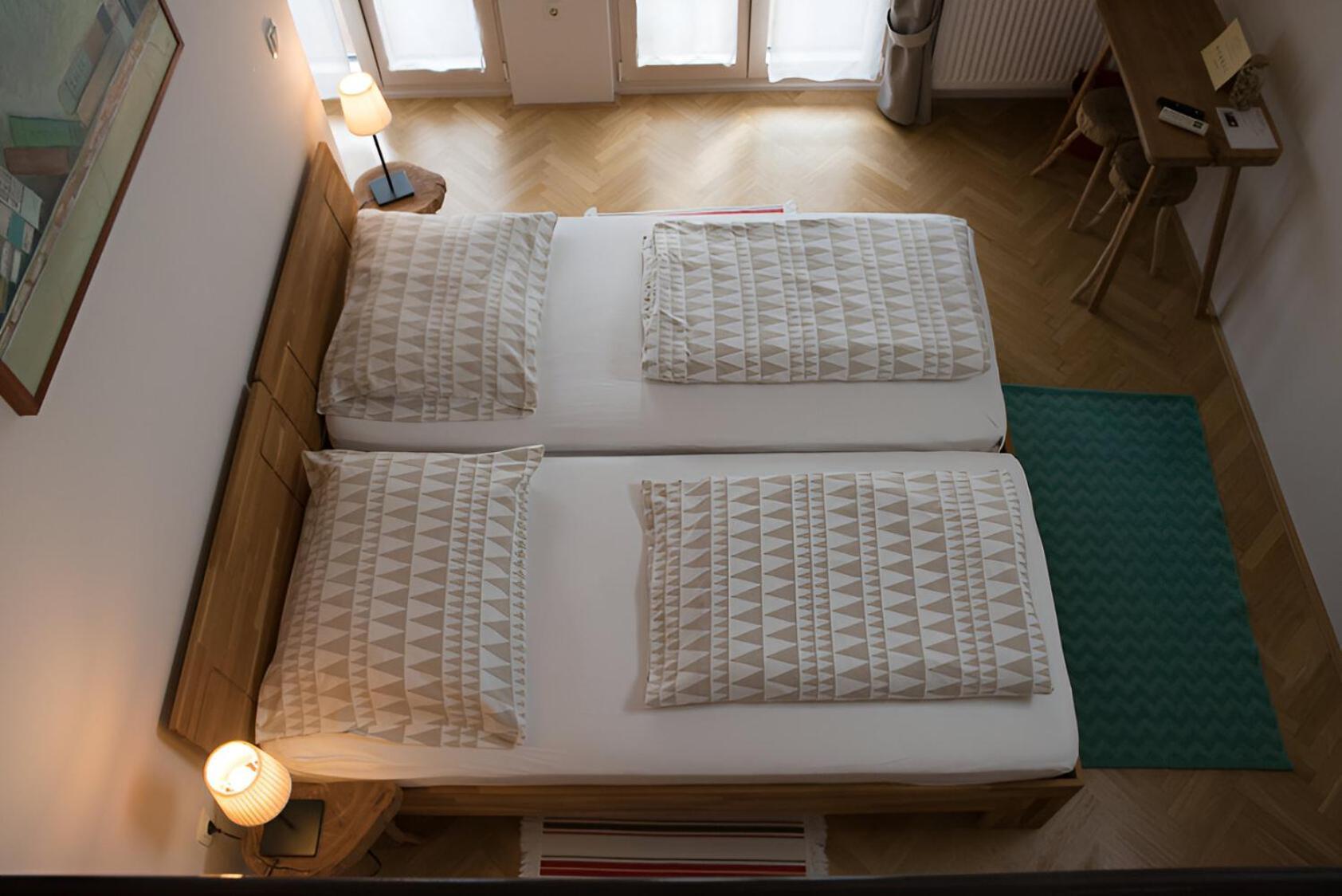 Bed & Breakfast Dvorec Petrovče Eksteriør bilde