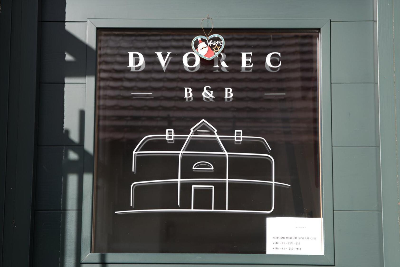 Bed & Breakfast Dvorec Petrovče Eksteriør bilde