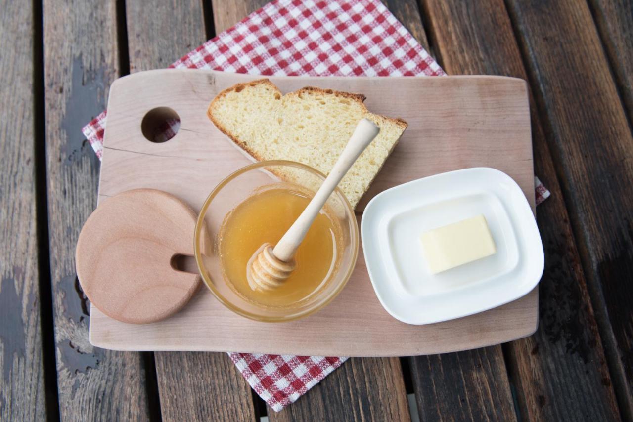 Bed & Breakfast Dvorec Petrovče Eksteriør bilde